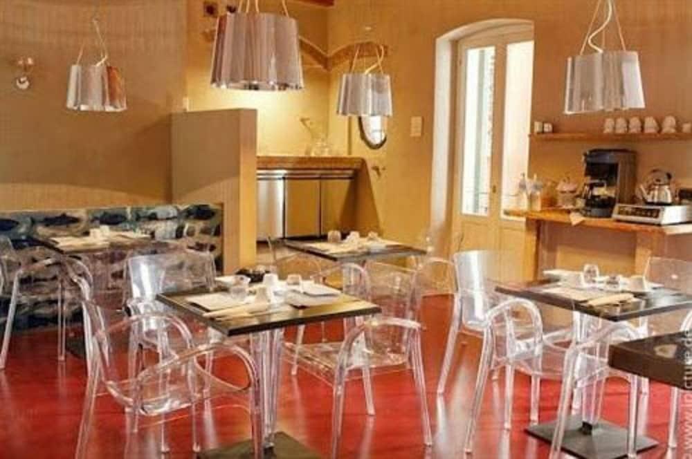 Hotel Remàt Garde Extérieur photo