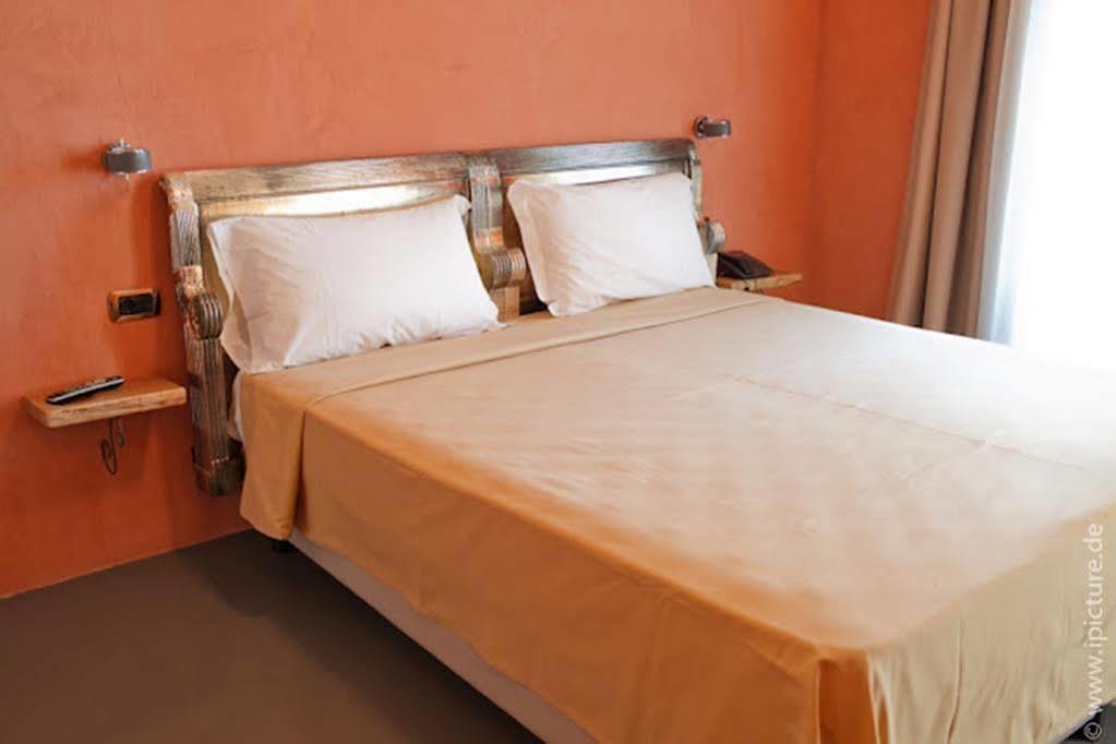 Hotel Remàt Garde Extérieur photo